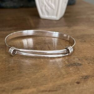 Ed Levin Sterling silver women’s signature bangle